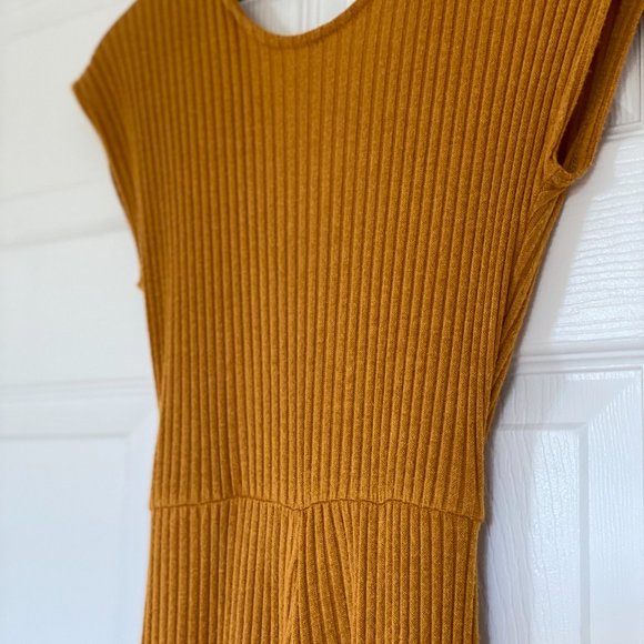 Forever 21 Surplice Ribbed Culotte Jumpsuit - Picture 8 of 8